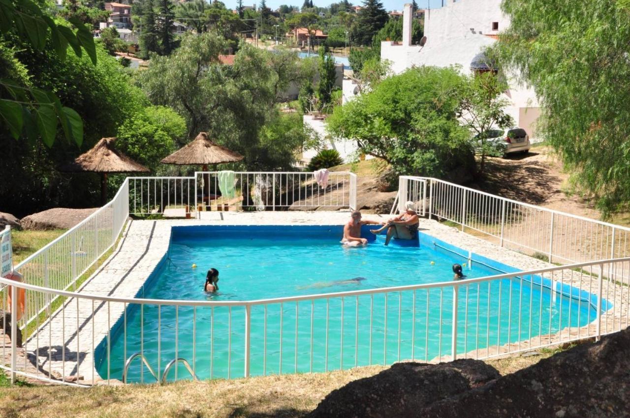 Departamentos Carlos Paz Bajada Al Lago فيلا كارلوس باز المظهر الخارجي الصورة