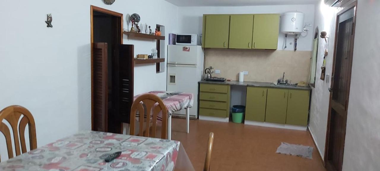 Departamentos Carlos Paz Bajada Al Lago فيلا كارلوس باز المظهر الخارجي الصورة