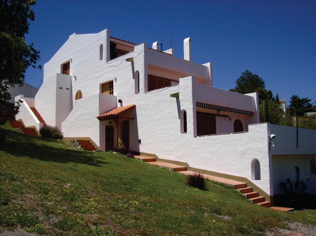 Departamentos Carlos Paz Bajada Al Lago فيلا كارلوس باز المظهر الخارجي الصورة