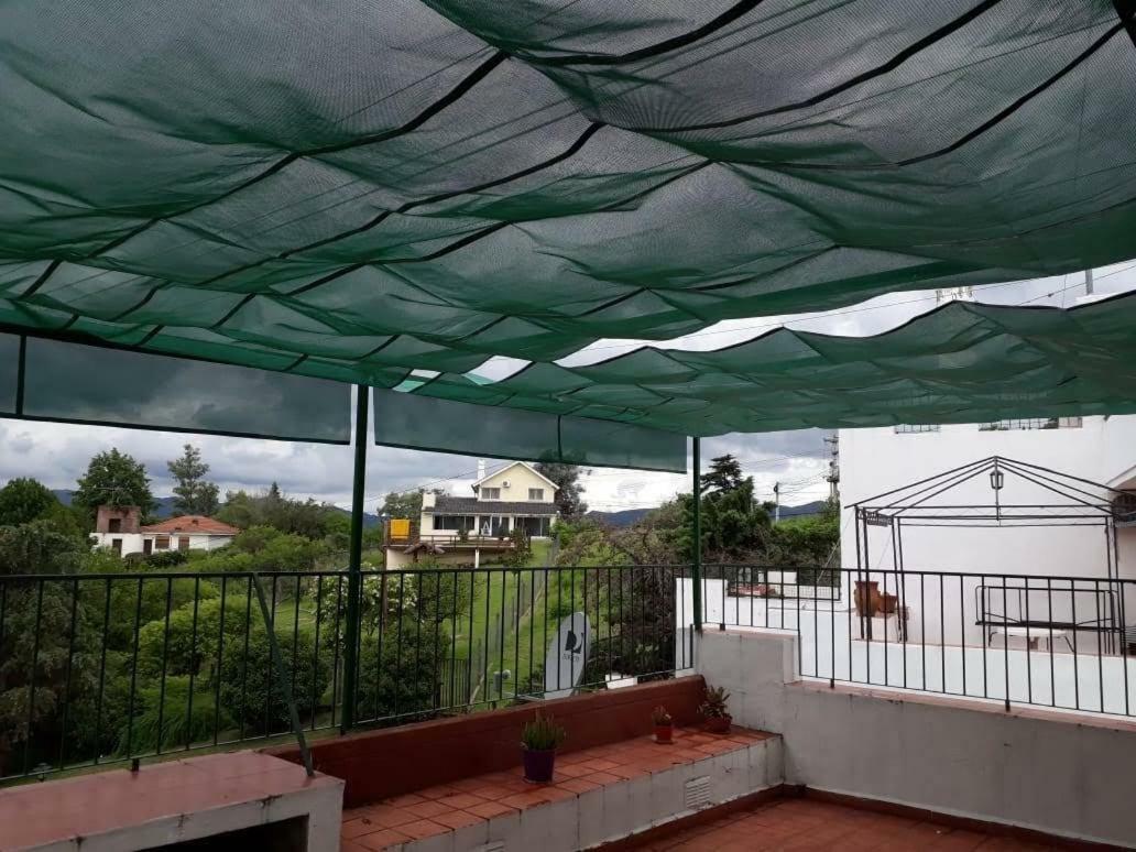 Departamentos Carlos Paz Bajada Al Lago فيلا كارلوس باز المظهر الخارجي الصورة