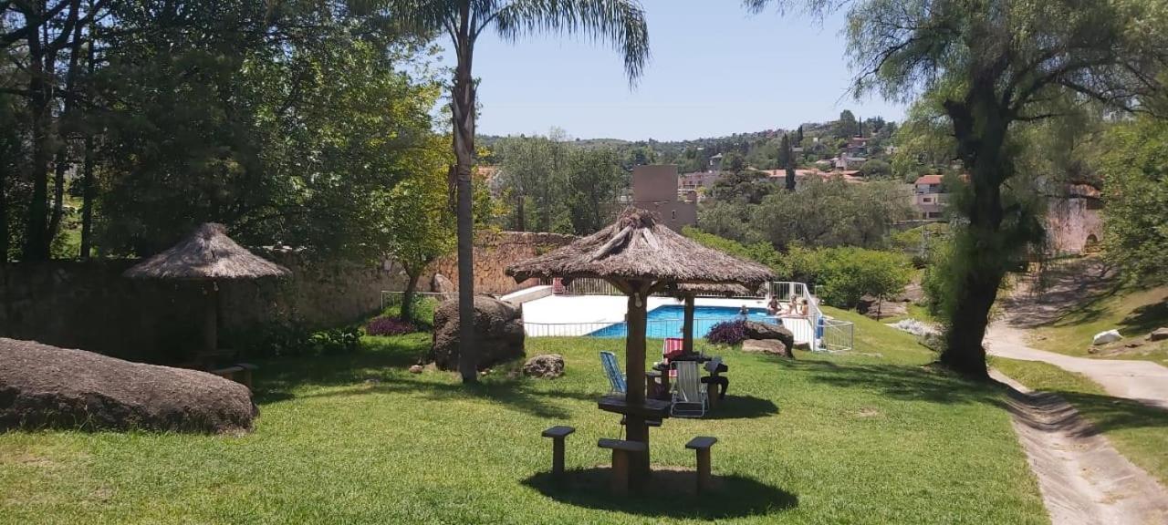 Departamentos Carlos Paz Bajada Al Lago فيلا كارلوس باز المظهر الخارجي الصورة